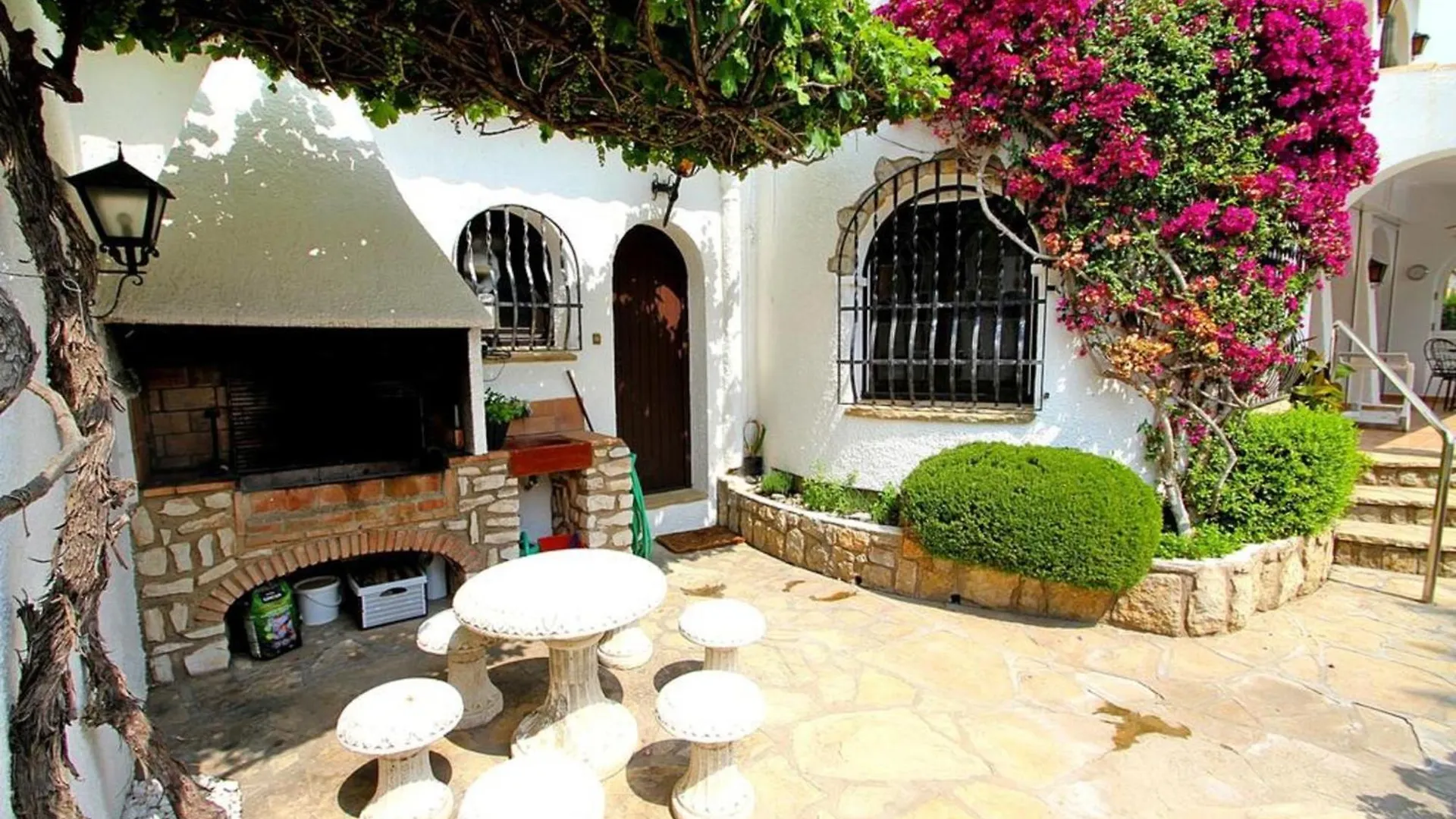 Casa Bowa Villa Hospitalet De L'Infant Spain